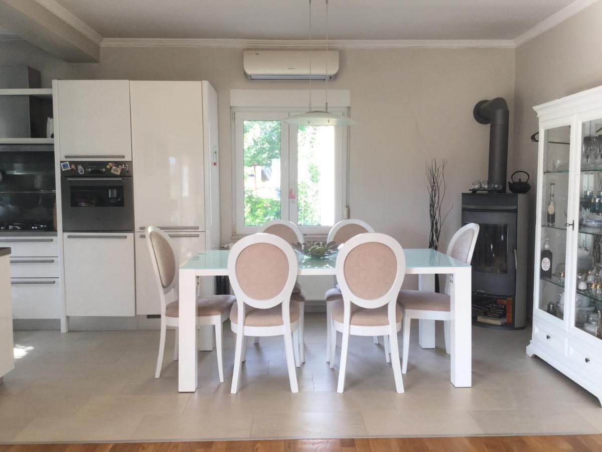 Holiday House Lilija زادار المظهر الخارجي الصورة