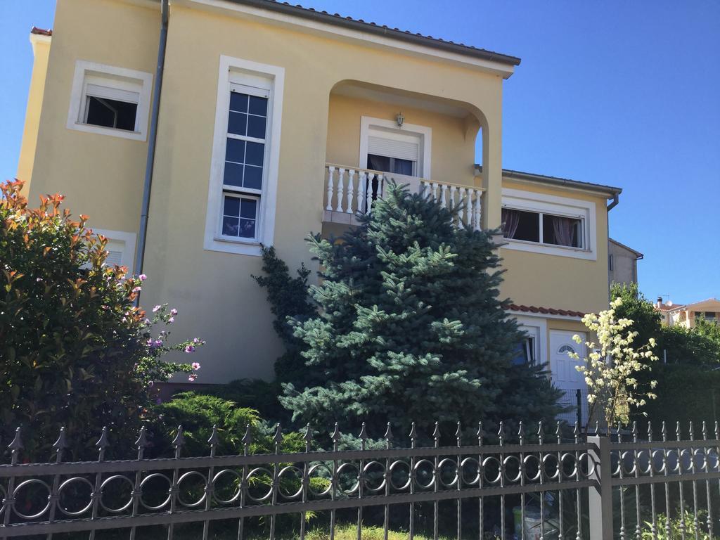 Holiday House Lilija زادار المظهر الخارجي الصورة